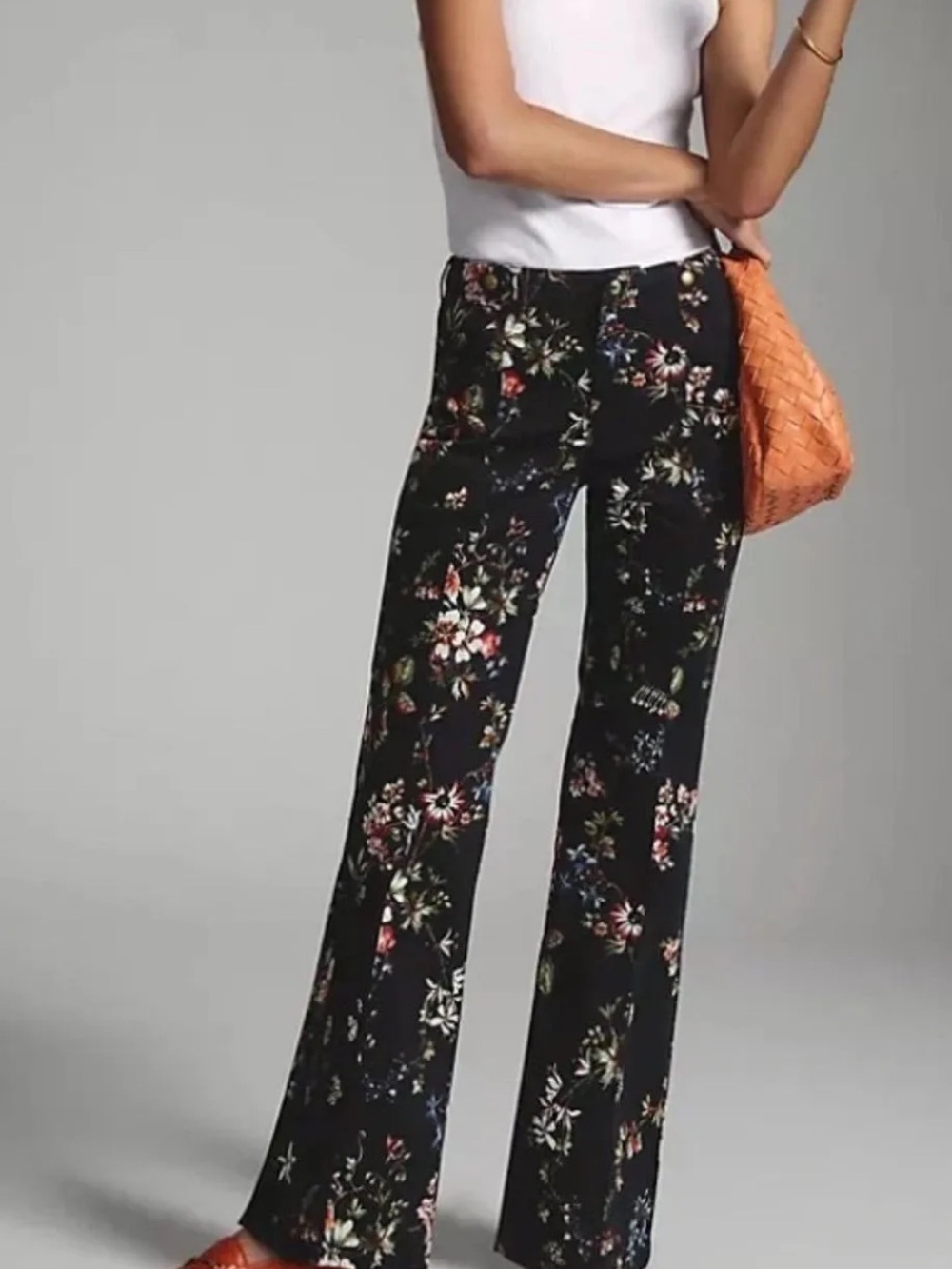 Athropologie Pilcro Mid-Rise Demilune Boot Floral Pants Size 28